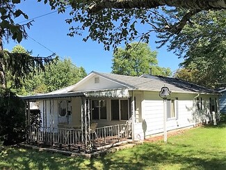 11104 W Kokomo Ave, Kewanna, IN 46939