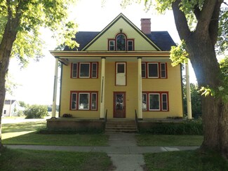 404 Main St, Warrens, WI 54666