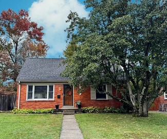 1633 Lindy Ln, Lexington, KY 40505