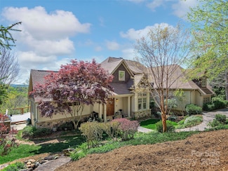 457 Coopers Hawk Dr, Asheville, NC 28803