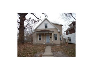 1130 15th St SE, Cedar Rapids, IA 52401