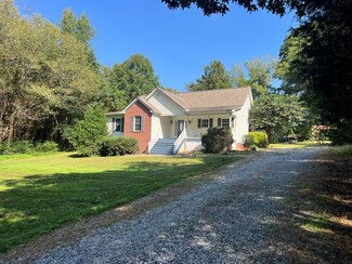 12128 Old Chula Rd, Amelia Court House, VA 23002