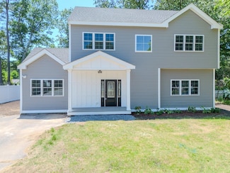 28 Berkshire Ave, Sharon, MA 02067