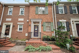 217 Oronoco St, Alexandria, VA 22314