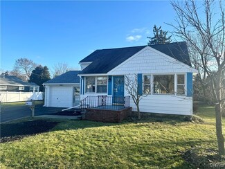 115 Bennett St, East Syracuse, NY 13057