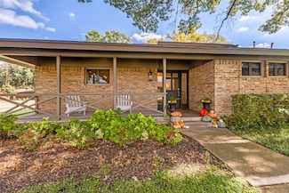 6838 Kingsbury Dr, Dallas, TX 75231