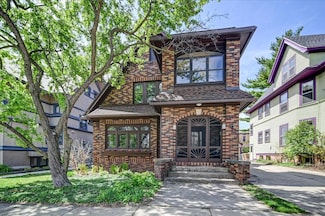 616 S Ingersoll St, Madison, WI 53703