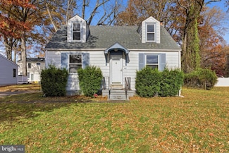 186 Upland Ave, Ewing, NJ 08638