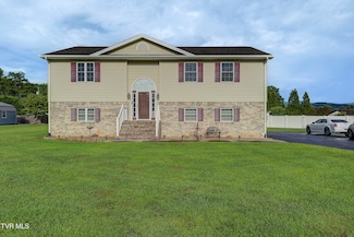 134 Camelot Ct, Elizabethton, TN 37643