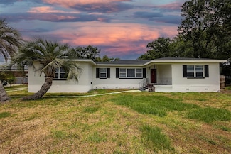 1816 W Lake Parker Dr, Lakeland, FL 33805