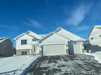 17691 Empire Trail, Lakeville, MN 55044