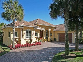 9693 Wilshire Lakes Blvd, Naples, FL 34109