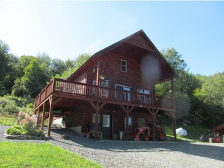115 Spring Rd, Pittsburg, NH 03592