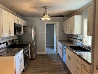 913 SW Maple St, Hoxie, AR 72433