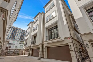 2718 Baldwin St, Houston, TX 77006