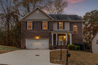 7160 Neville Dr, Ooltewah, TN 37363