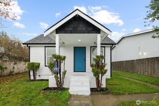 808 E 59th St, Tacoma, WA 98404