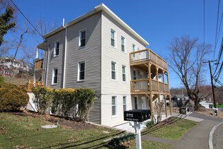272 Valley Rd Unit 1, Cos Cob, CT 06807