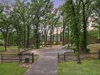 6516 E 106th St, Tulsa, OK 74133