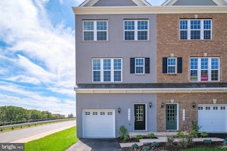 6094 Camerons Ferry Dr, Haymarket, VA 20169