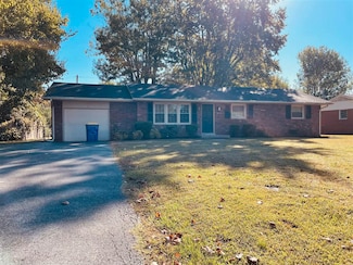2606 Utah Dr, Bowling Green, KY 42104