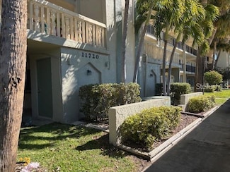 11720 Park Blvd Unit C302, Seminole, FL 33772