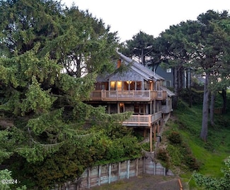 250 Salishan Dr, Gleneden Beach, OR 97388