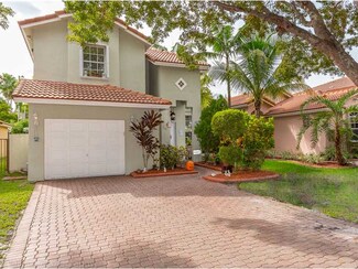 234 NW 107th Ave, Pembroke Pines, FL 33026