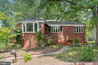 2431 N Nottingham St, Arlington, VA 22207