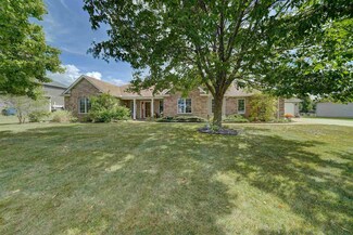 408 Steeplechase Dr, Auburn, IN 46706