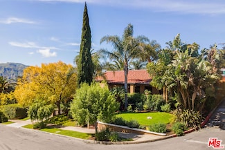 512 N 8th St, Santa Paula, CA 93060