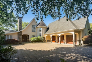 5 Carriage House Ln, Little Silver, NJ 07739