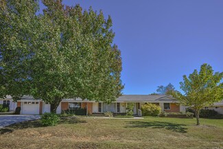 1204 Texas St, Mena, AR 71953