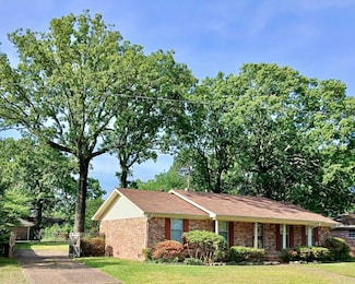 5816 N Cedar St, North Little Rock, AR 72116