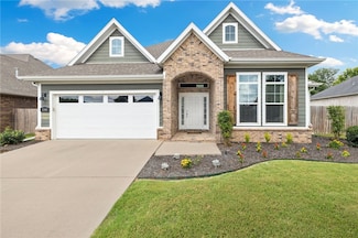 2396 S Sugarbush Ave, Fayetteville, AR 72701