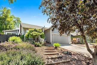 1965 NE Cobble Creek Ave, Bend, OR 97701