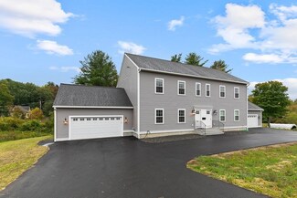 194 Main St, Groveland, MA 01834