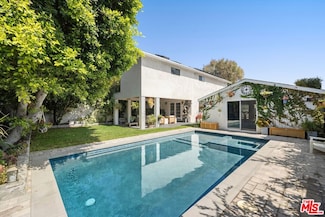 4545 Tyrone Ave, Sherman Oaks, CA 91423
