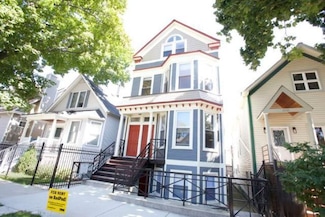 3023 N Oakley Ave Unit 2, Chicago, IL 60618