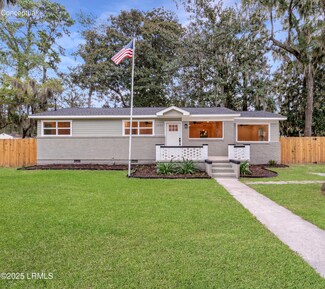 1111 Old Trail Rd, Beaufort, SC 29902