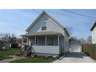 1637 Holland Ct SW, Canton, OH 44706