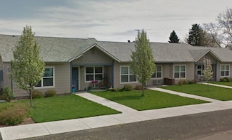 425 E Currant St, Athena, OR 97813