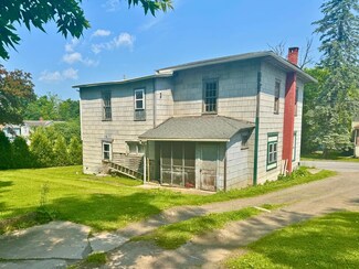 90 Sherwood St, Mansfield, PA 16933