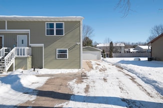 413 N Lexington Pkwy, de Forest, WI 53532