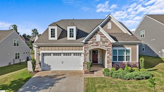 133 Double Crest Dr, Taylors, SC 29687