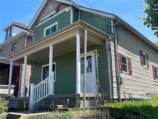 223 Division Ave, Ellwood City, PA 16117