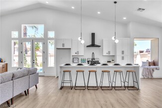 8870 Las Montanas Ave, Las Vegas, NV 89147
