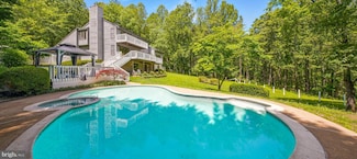 4929 S Windswept Ln, Marshall, VA 20115