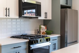 366 7th St Unit 1, Jersey City, NJ 07302