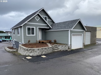 1333 NE Keel Ave, Lincoln City, OR 97367
